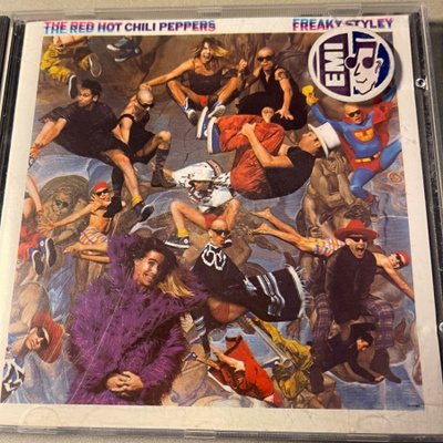 RED HOT CHILI PEPPERS: Freaky Style * UK 1990