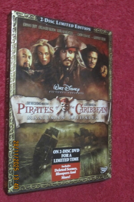 Pirates of the Caribbean: Maailman laidalla  (DVD)
