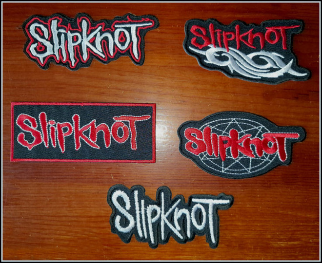 5 kpl erilaisia SLIPKNOT kangasmerkkejä  yhteensä 10e