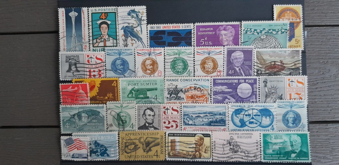 USA 1960 luku LEIMATTUJA postimerkkejä 32 kpl