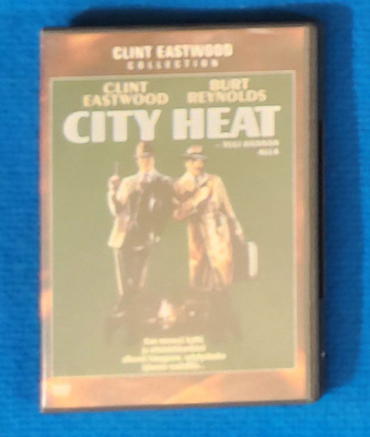 City Heat – tuli hännän alla