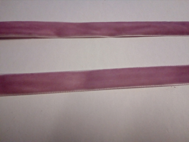Vaaleanvioletti samettinauha 150-160cm