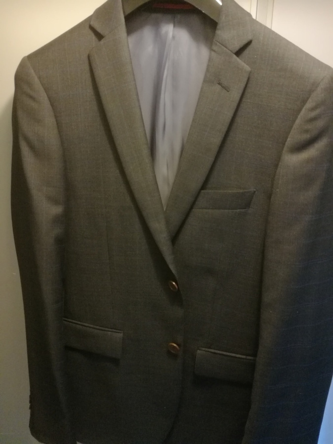 Dressmann harmaa puku