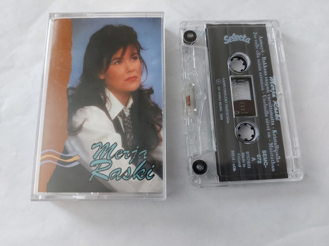MERJA RASKI - MERJA RASKI c-kasetti ( Hyvä kunto )