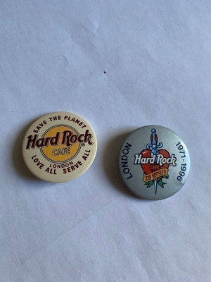 Hard rock cafe London rintamerkit