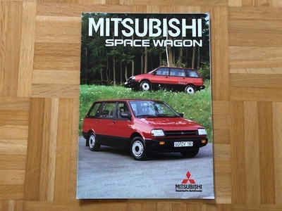 Esite Mitsubishi Space Wagon 1986/1987