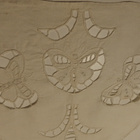Leikekirjonta , valkokirjonta -työ, monogrammi - pikkukuva 2