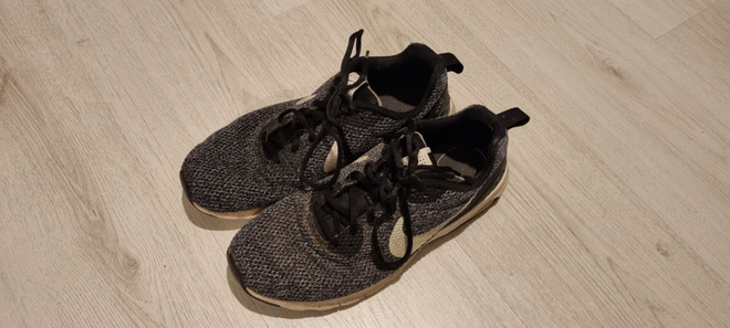 MIESTEN NIKE TOSSUT Koko 42