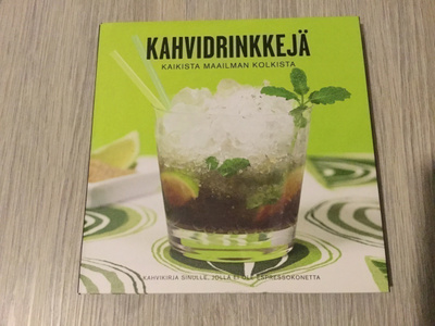 Kahvidrinkkejä kaikista maailman kolkista kirja