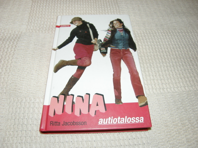 Ritta Jacobsson Nina autiotalossa