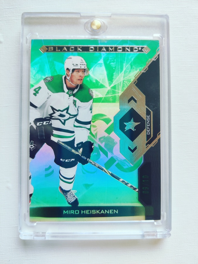 Miro Heiskanen - 22-23 Black Diamond Emerald /10