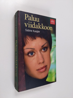 Sabine Kuegler : Paluu viidakkoon