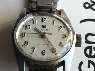 TISSOT SEASTAR joustorannekkeella