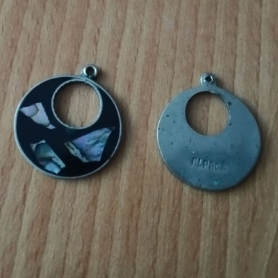 Vintage korut (alpakkaa) 2 kpl - korvakoruiksi?