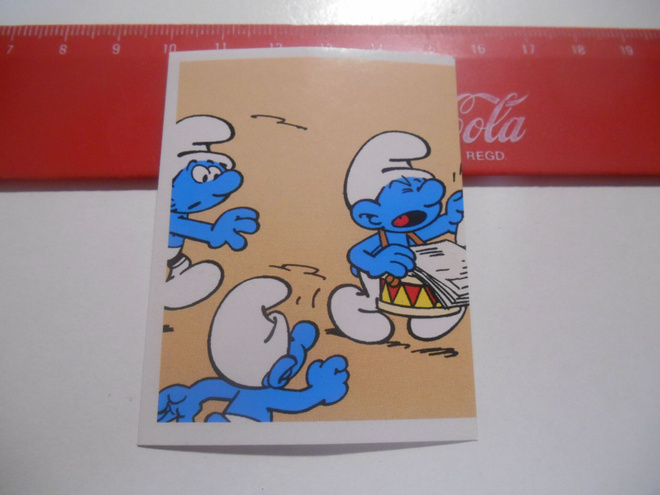 K16 Smurffit Panini tarra # 123