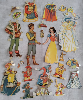 Paperinuket Lumikki ja Prinssi sekä kääpiöt 1940-luku