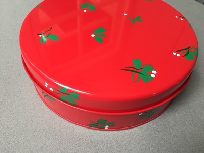 Marimekko Punainen peltirasia