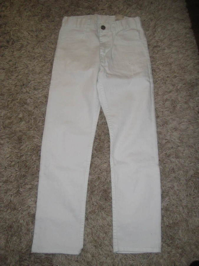 **ale H&M  valkoiset  farkut siistit  ,   k 146 cm  **