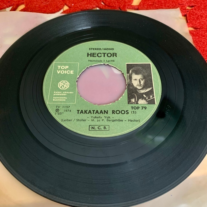 HECTOR: Takataan roos * Laura (sua kauheesti kaipaan)