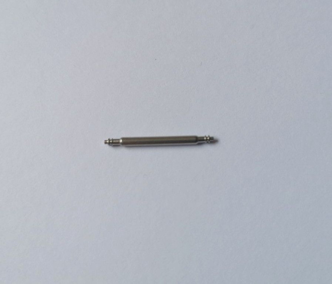 10 kpl jousinastoja (tappeja) (18mm ranneke)