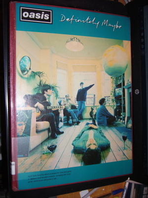 Nuottikirja : OASIS : Definitely Maybe ( sis. postikulut )