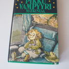 Angela Sommer-Bodenburg: Pikku vampyyri matkustaa; p. 1988 - pikkukuva 1