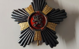 Suomen leijonaritarikunnan suurristin tähti ja nauharipa