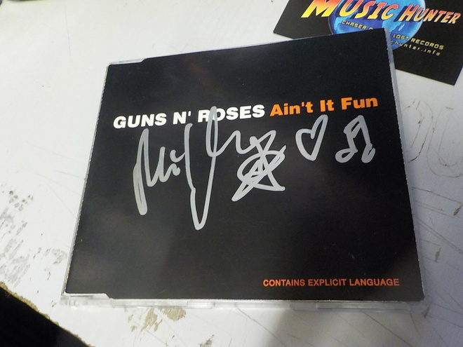 GUNS N ROSES - AIN'T IT FUN CDS KOLMELLA NIMMARILLA