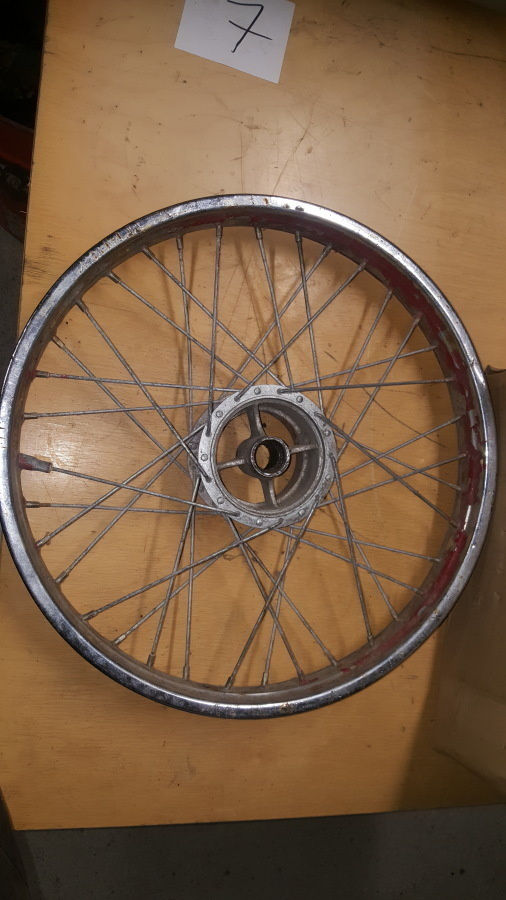Tunturi rengas vanne 17 tuuma teräs