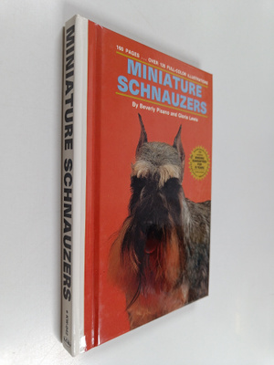 Beverly Pisano : Minature Schnauzer