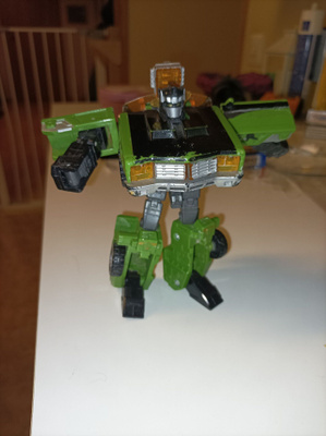 IK TF Cypertron Downsift