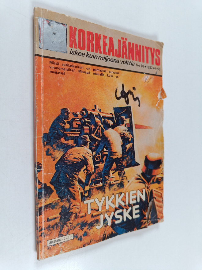 Korkeajännitys 10/1982 : Tykkien jyske