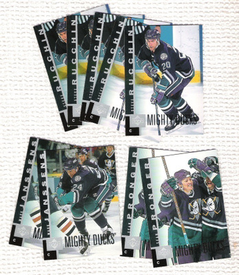 NHL, Michty Ducks, 33 korttia.
