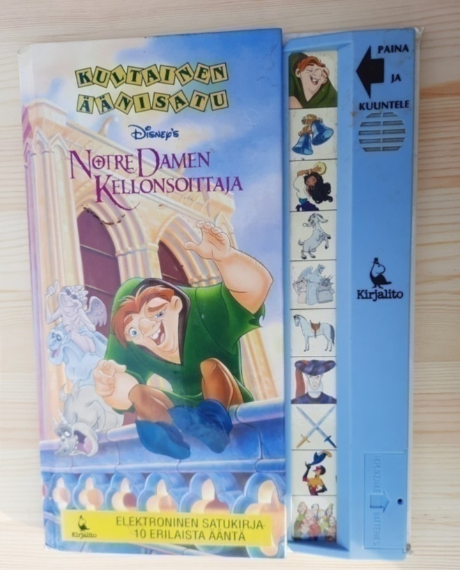 Notre Damen kellonsoittaja kirja äänillä