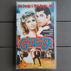 VHS: GREASE (John Travolta, Olivia Newton John 1977/?) - pikkukuva 1