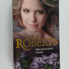 Nora Roberts : Menneisyyden vangit - pikkukuva 1