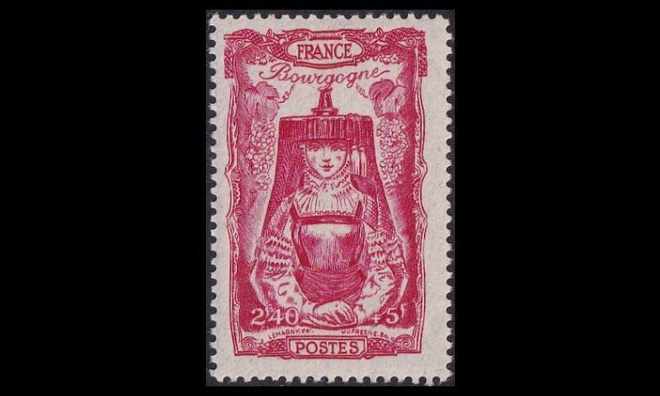 Ranska 609 ** Kansallispukuja 2.40 + 5 fr (1943)