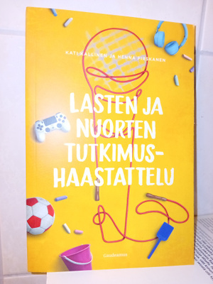 Kallinen : Lasten ja nuorten tutkimushaastattelu ( SIS POSTI