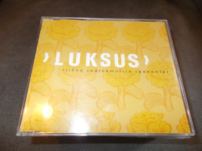CDM LUKSUS ** VIIKON SUURENMOISIN SUNNUNTAI **