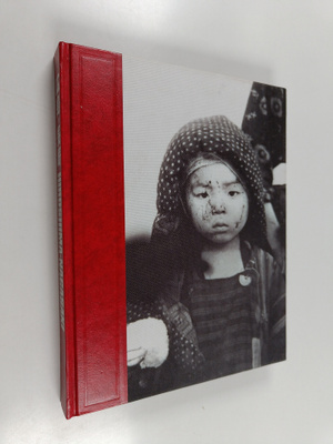Hiroshima-Nagasaki : a pictorial record of the atomic des...