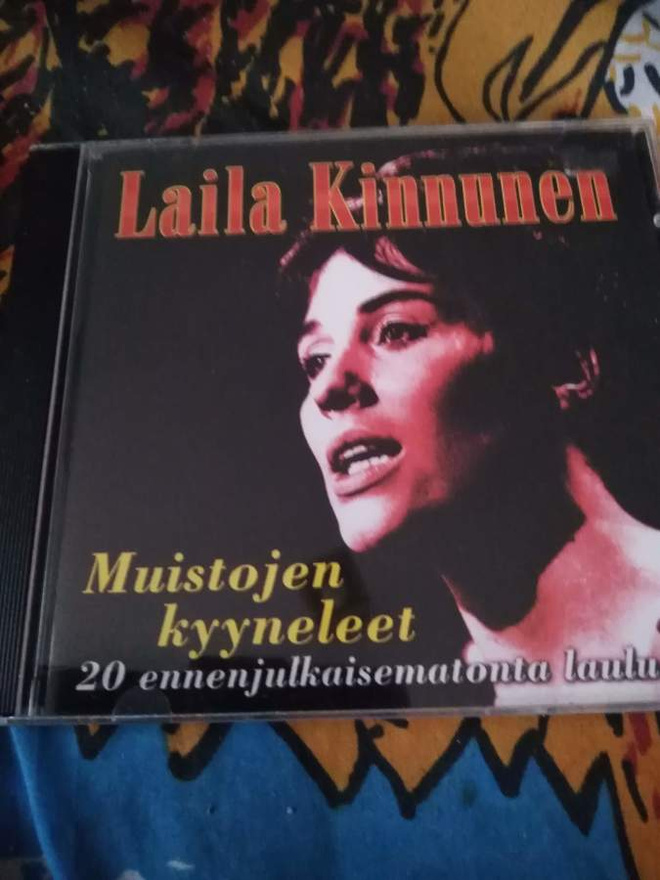 Laila Kinnunen Muistojen Kyyneleet