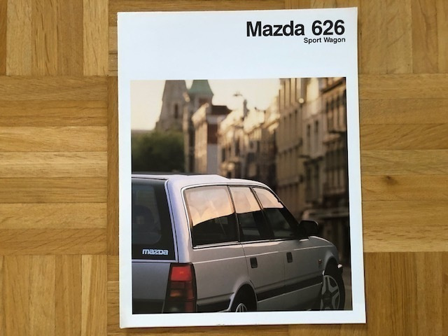 Esite Mazda 626 Sportwagon 1988