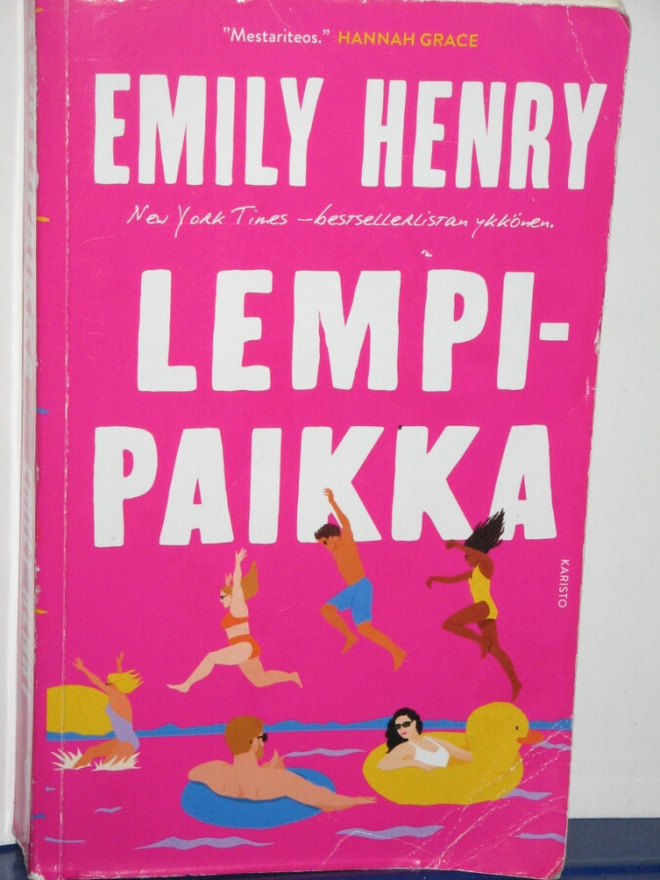 Emily Henry : LEMPIPAIKKA