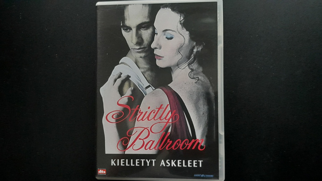 DVD: Strictly Ballroom / Kielletyt Askeleet (1992/2004)
