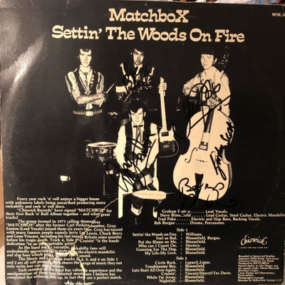 Matchbox: Settin’ the woods on fire lp nimikirjoituksilla