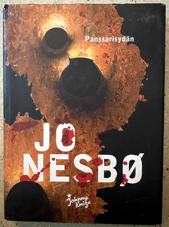 [Kirja] JO NESBO: PANSSARISYDÄN