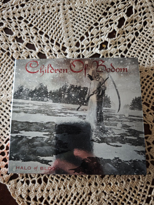 Uudenveroinen Children of Bodom Halo of Blood dvd-versio cd