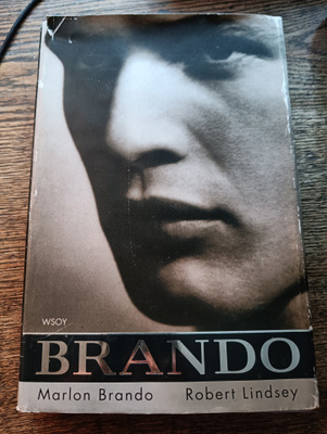 Marlon Brando - Robert Lindsey: Brando