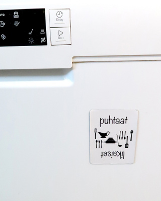 Magneetti puhtaat-likaiset astianpesukoneelle