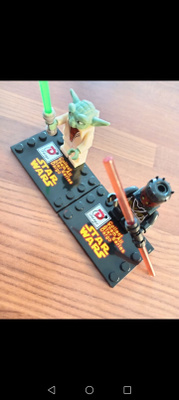 Star wars darth maul ja yoda minifiguurit.